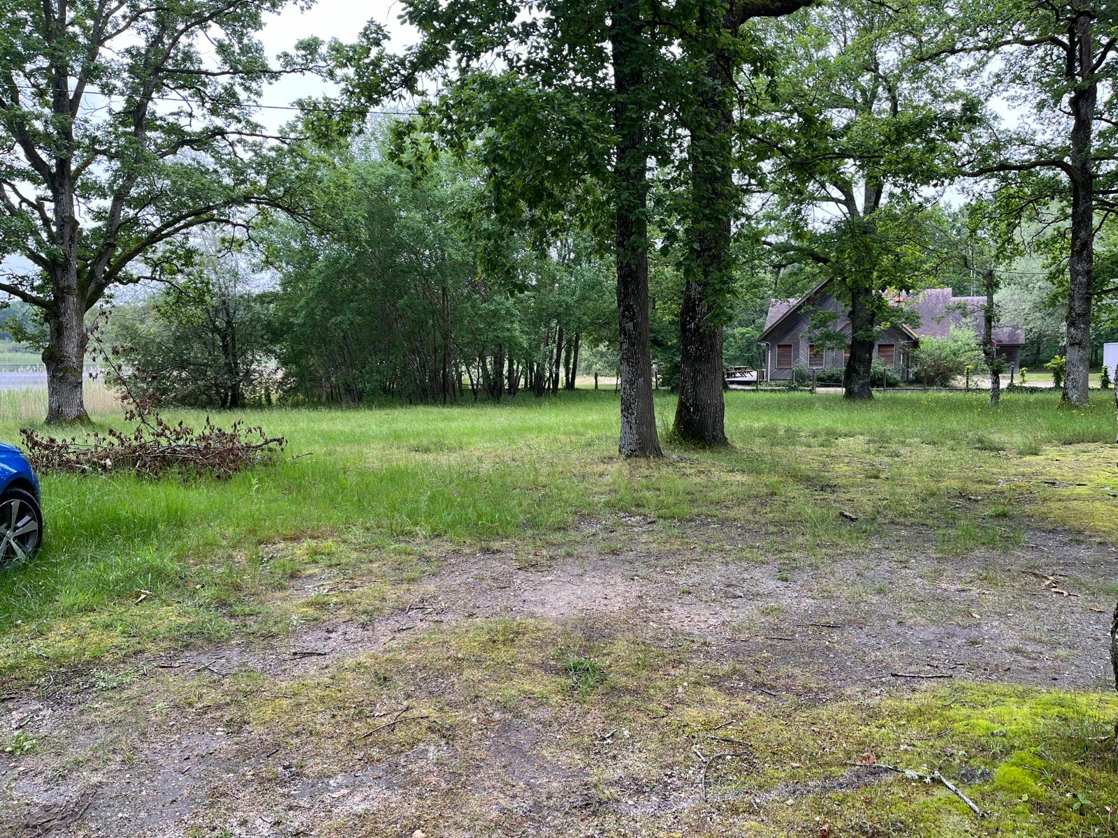 Zone CC vans, fourgon bâtiment annexe